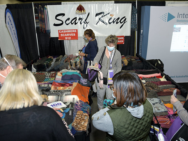 Scarf King at Convention 2021